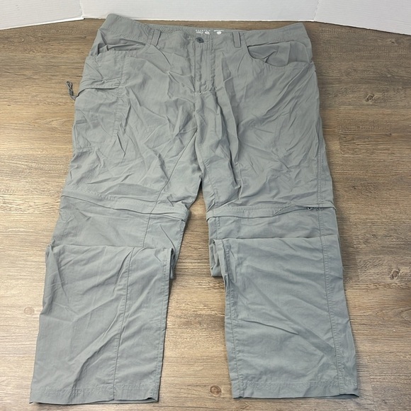 Mountain Hardware Men’s Grey Zip Off Convertible Outdoor Pants, size 42x34 - Picture 6 of 12